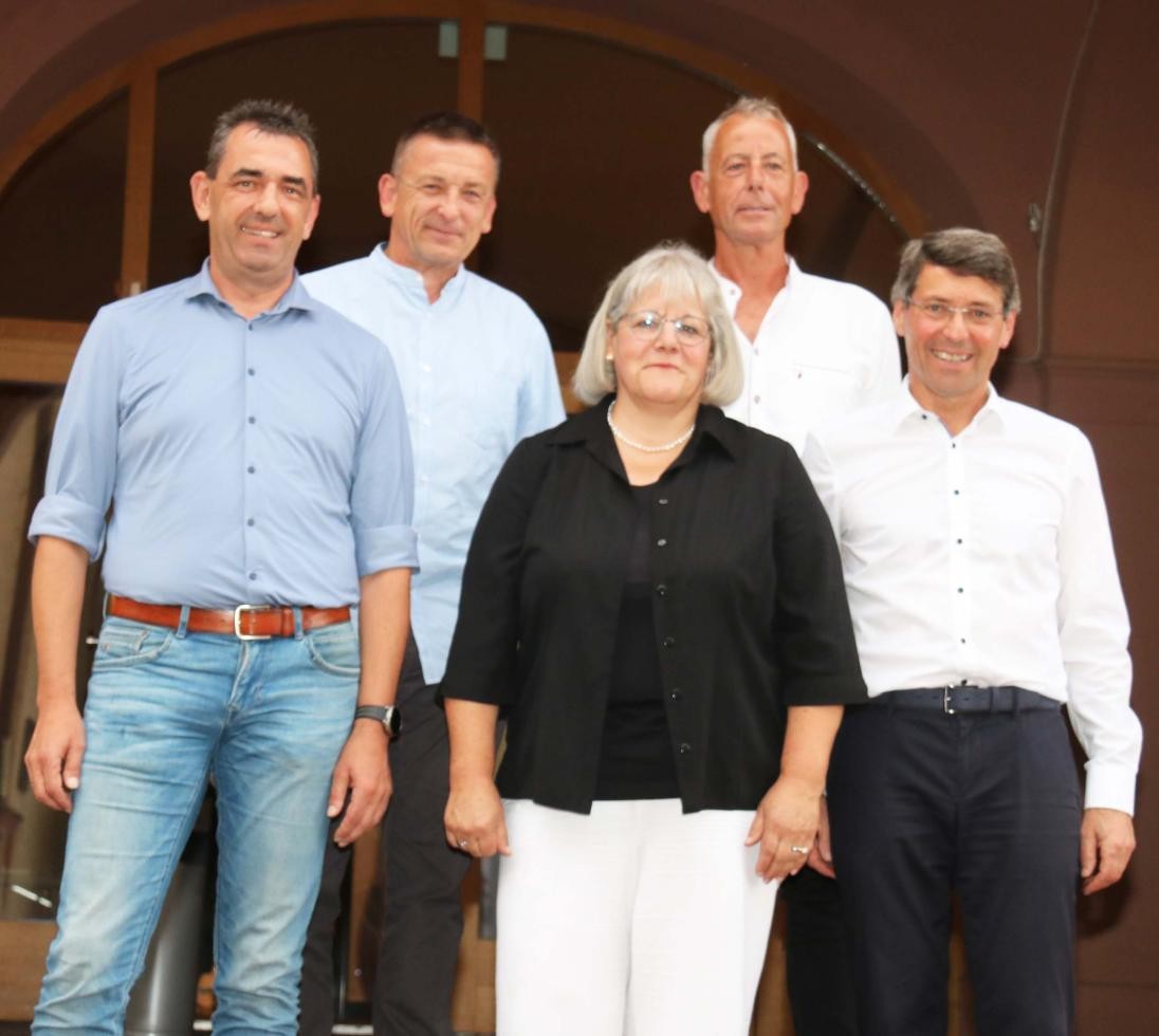 Andreas Kremer, Thomas Ullrich, Ulrike Schmidt, Bernhard Mösch mit Bürgermeister Bruno Metz